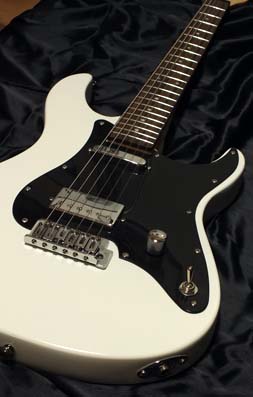 finished guitar again
